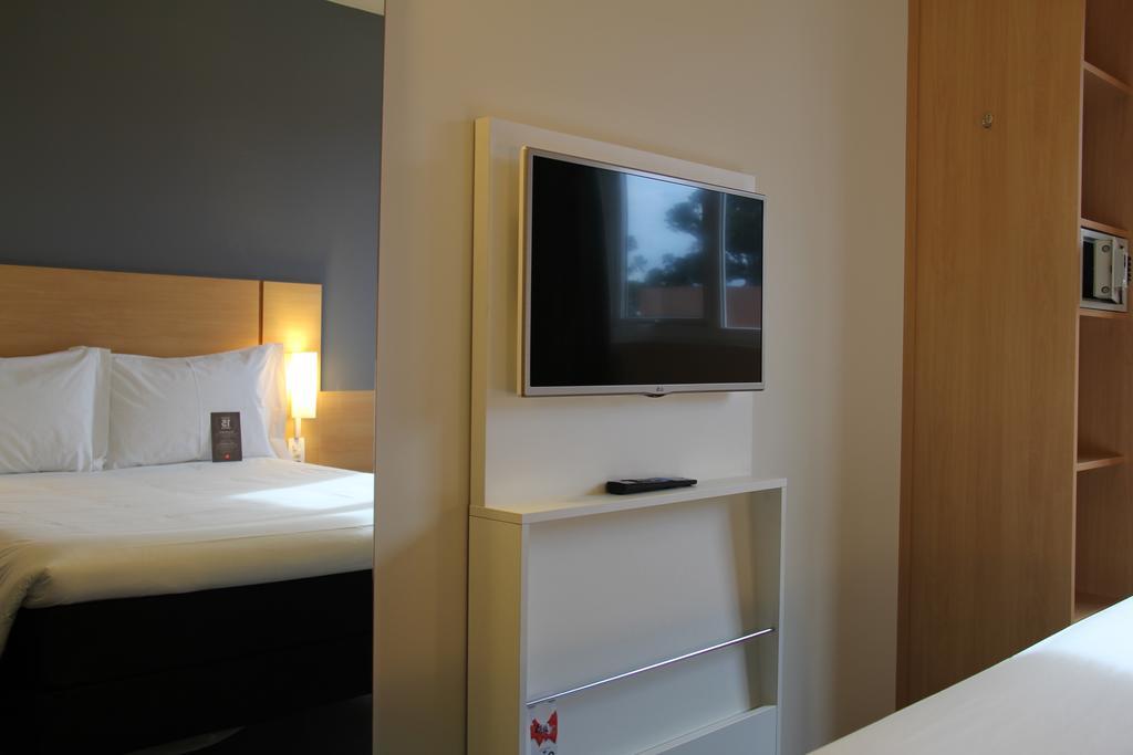 Ibis Chapeco Hotell Eksteriør bilde